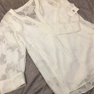 Sheer Floral print Chaus Top w/tank Ivor